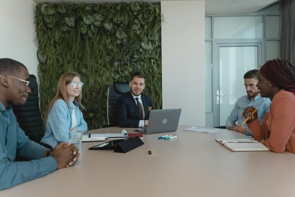 Découvrez comment envoyer facilement des lettres recommandées en ligne